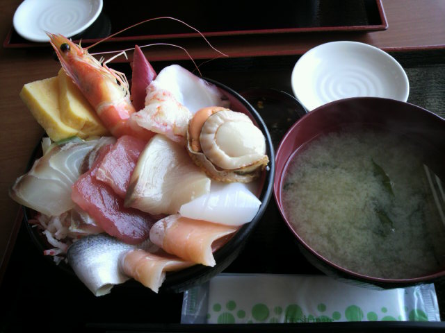 大漁海鮮丼