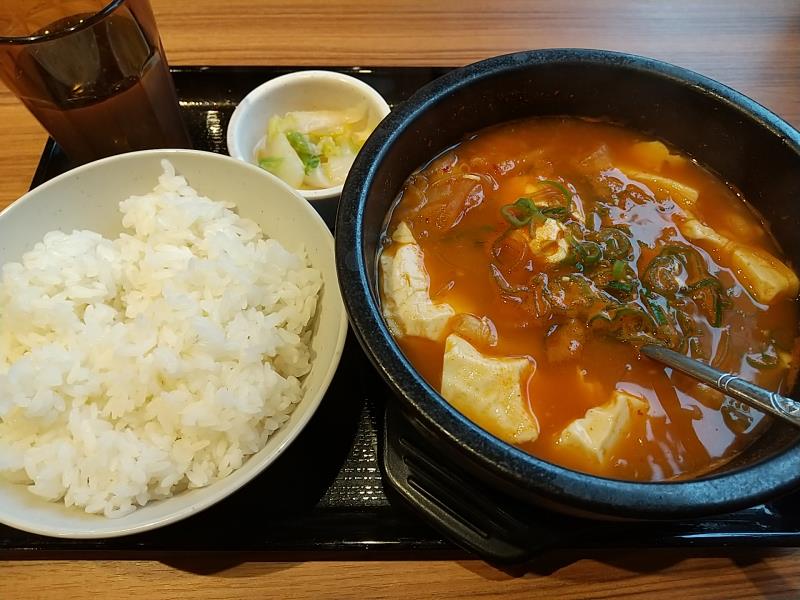 韓丼の海鮮スン豆腐定食