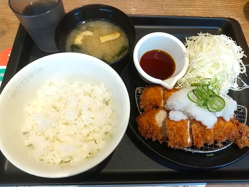 松のやの「鬼おろしポン酢ささみかつ定食」