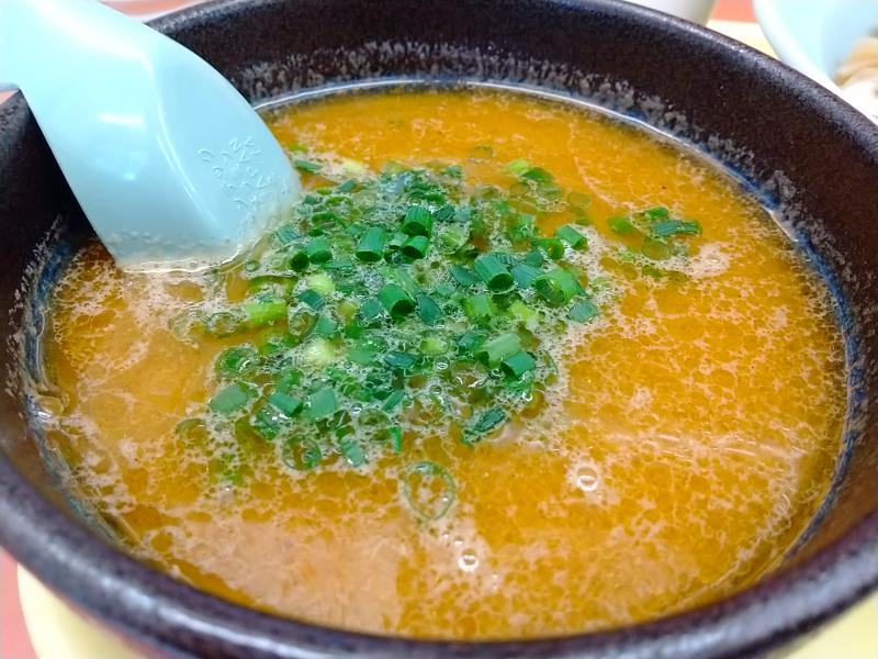 えび塩つけ麺の濃厚なスープ