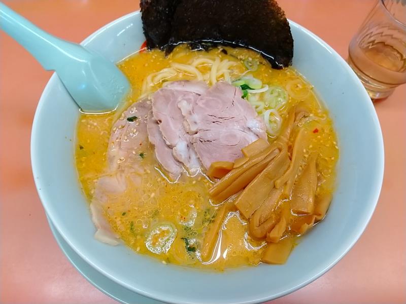 山岡家の「特製味噌チャーシュー麺」